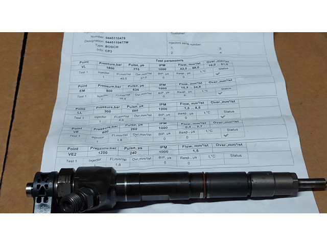 Vstřikovač 04L130277AJ   Skoda Octavia Mk3 (5E)  pro naftový motor 1.6 CLHA 