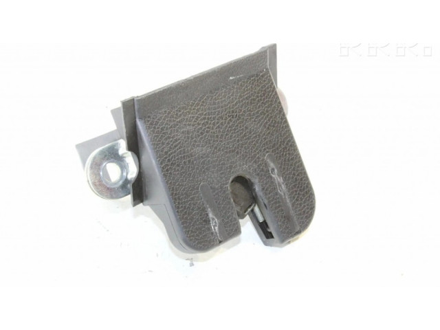 Замок задней крышки