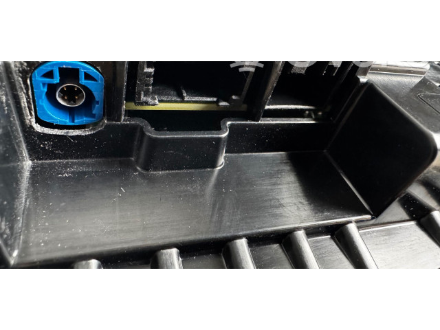 Přístrojová deska BMW 4 F36 Gran coupe 2017 9442851, 20236311