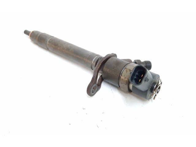 Форсунка 30750283    Volvo XC90  D 5244 T4 