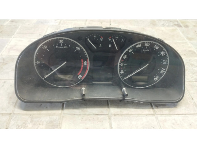 Панель приборов 3U0920842D, 110080115 Skoda Superb B5 (3U)