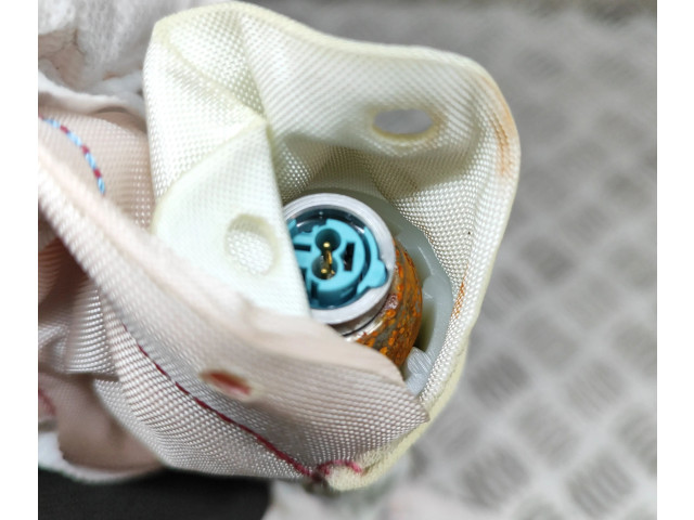 Боковая подушка безопасности 57A880742E Skoda Karoq