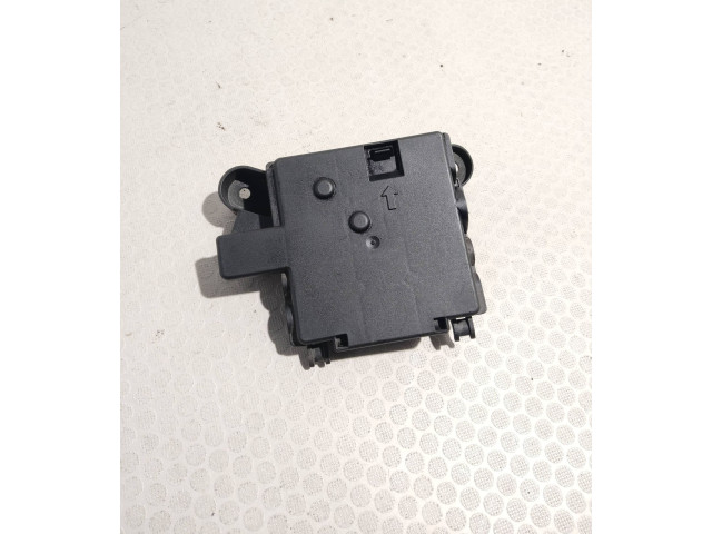 Pojistková skříňka 4G0937517B Audi A6 S6 C7 4G 2015