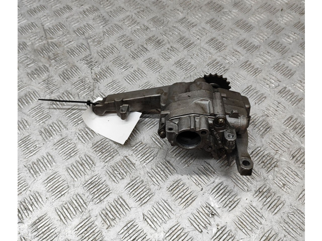 Масляный насос OM 642.950 A6421810547 Mercedes-Benz R W251