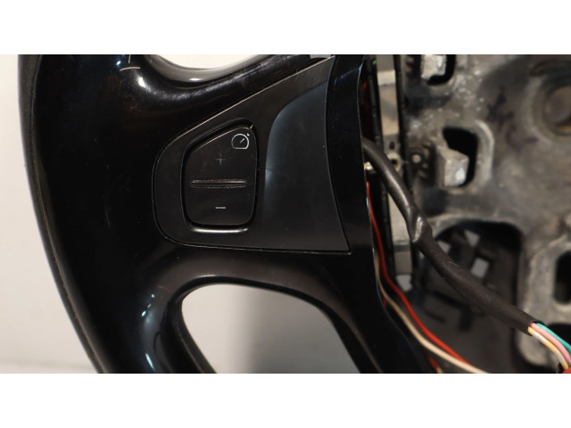 Volant Renault Clio IV 2014