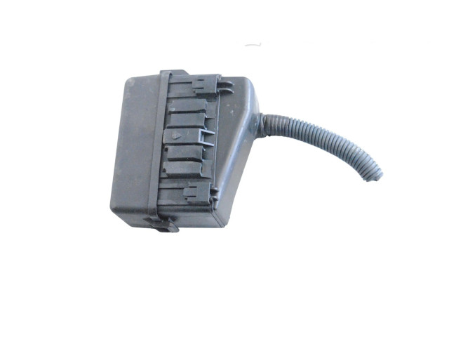 Pojistková skříňka 8266230560 Lexus GS 300 350 430 450H 2010