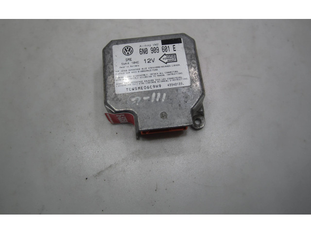 Блок подушек безопасности 6N0909601E, 5WK4104E Volkswagen Golf III
