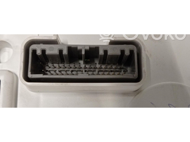 Přístrojová deska Honda Civic HR0407027