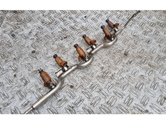 Vstřikovač 07C906031C, 0280146221   Audi A8 S8 D3 4E  pro benzínový motor 6.0  