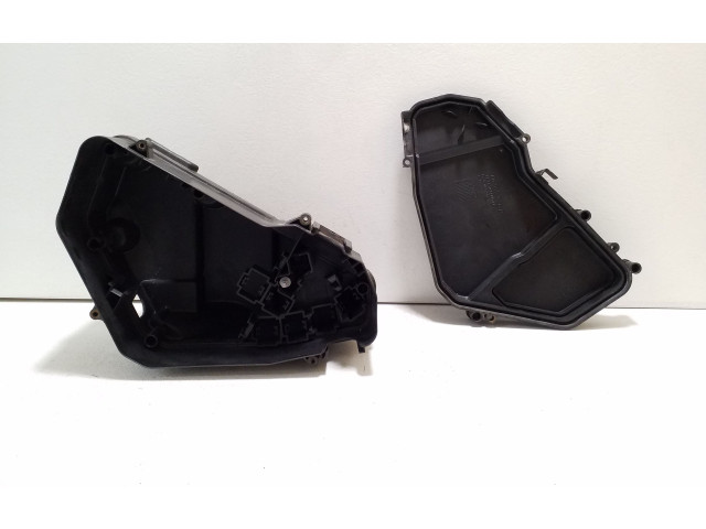 Pojistková skříňka 7L0937576B, 7L0937576A Porsche Cayenne (92A) 2013