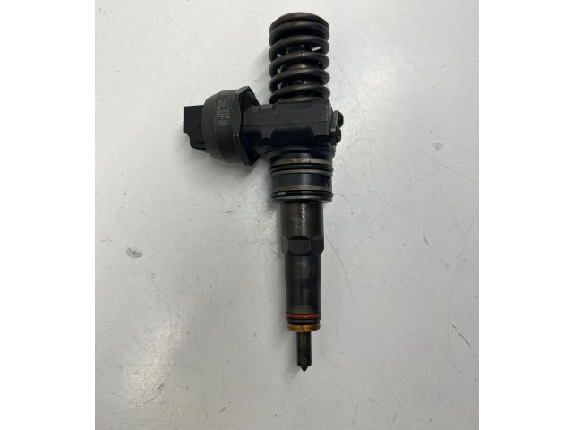 Форсунка 0414720215    Audi A3 S3 8P   