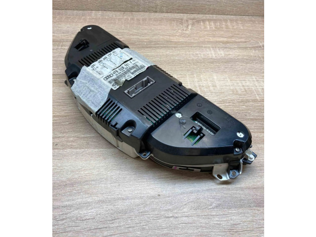 Панель приборов 4F0920981F, 4F0910930C Audi A6 S6 C6 4F