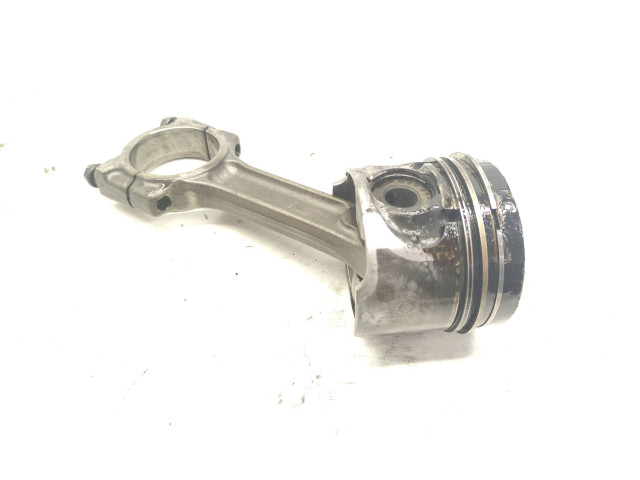 Поршень с шатуном 120A10282R, 7701475074 Renault Kangoo I