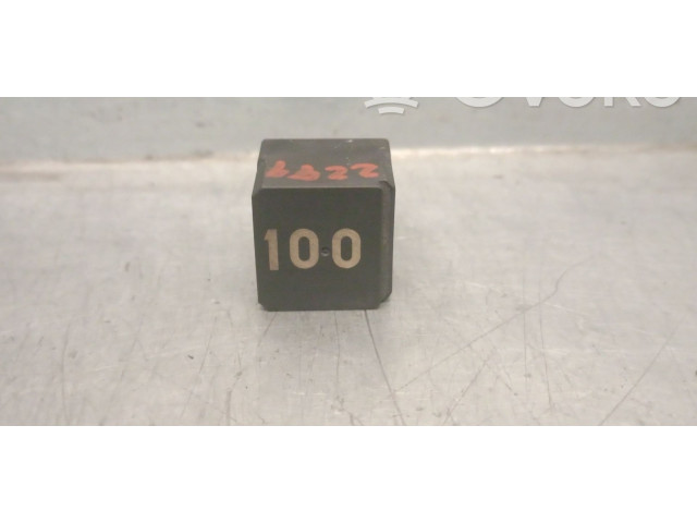 Pojistková skříňka 7M0951253A Volkswagen Caddy 2017