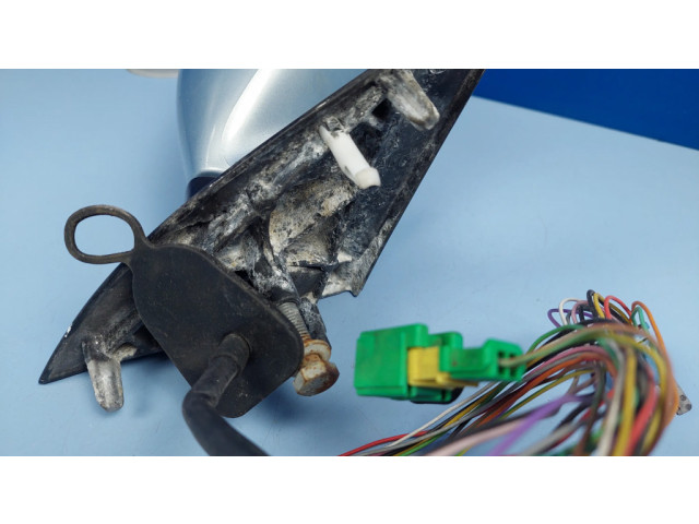 Zpětné zrcátko pravé Peugeot 607 2005 E9014091