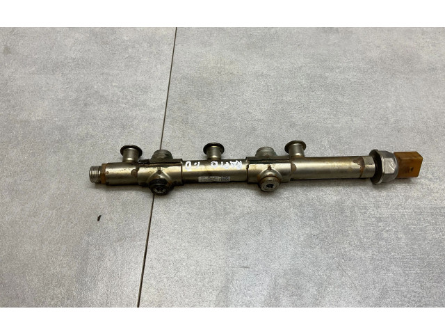 Топливная рампа 04C133320F Skoda Rapid (NH)