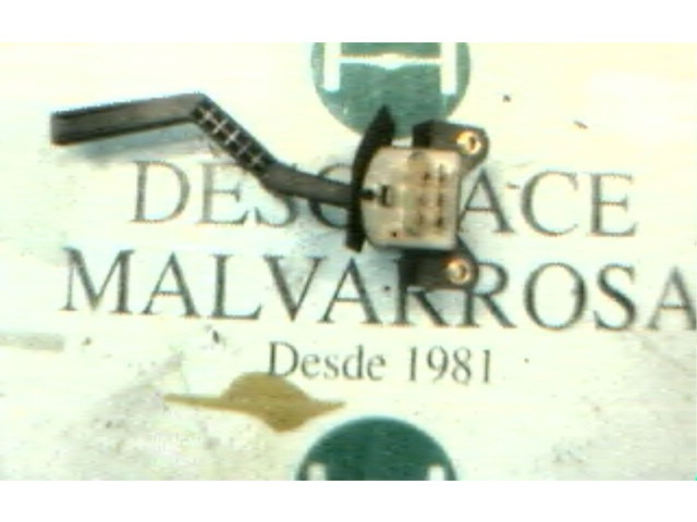 Ручка стеклоочистителей    Volvo 940