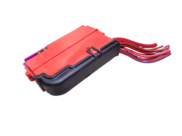 Блок предохранителей 4F1941824B   Audi A7 S7 4G    