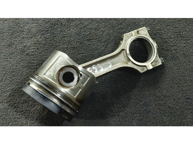 Píst BMW X5 E53 pro naftový motor 3.0