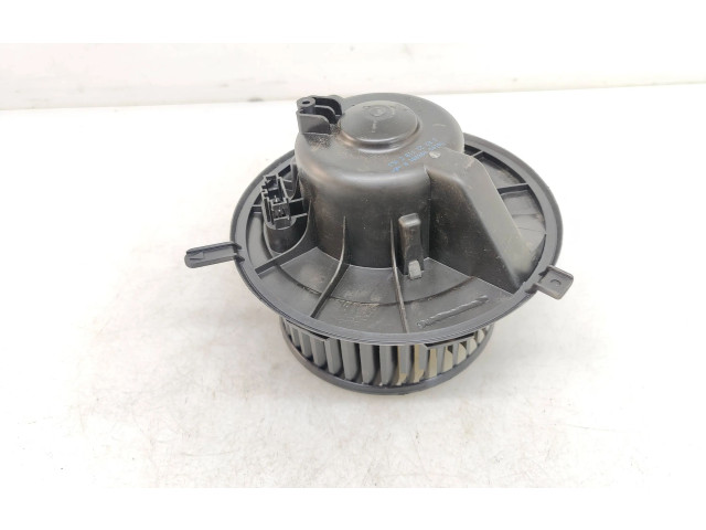 Вентилятор печки 20222119C Volkswagen Caddy