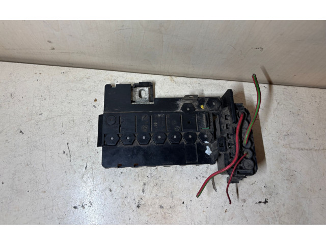 Блок предохранителей 6R0937550A, 6R0937621 Skoda Fabia Mk2 (5J)