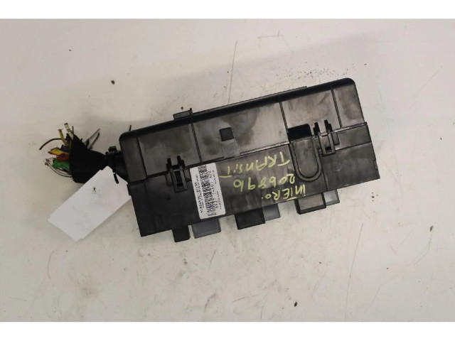 Блок предохранителей Ford Transit Custom