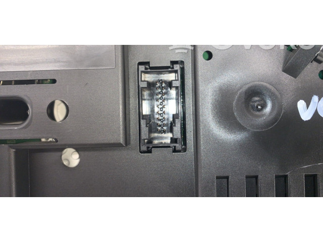 Přístrojová deska BMW 1 E81 E87 2010 62109283802