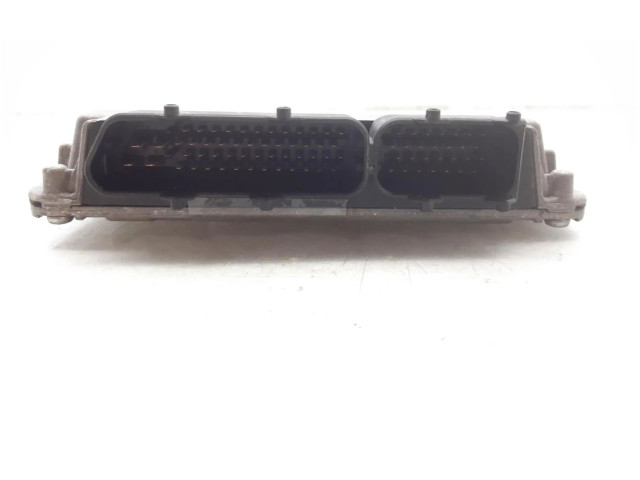 Блок управления двигателем Блок управления 03D906023 Skoda Fabia Mk2 (5J)