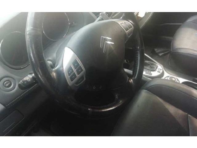 Подушка безопасности водителя    Citroen C-Crosser