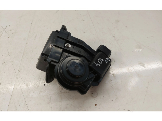 Zámek zadních dveří 6935005060   Toyota Avensis T270 2009