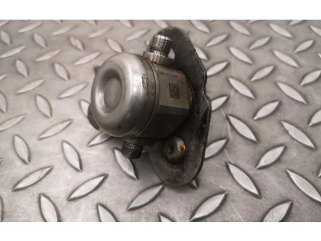 Vstřikovací čerpadlo 7636881 BMW i8 B38 K15 A