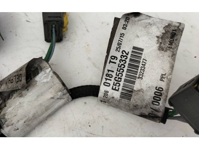 Pojistková skříňka 9804848580 Peugeot 308 2014