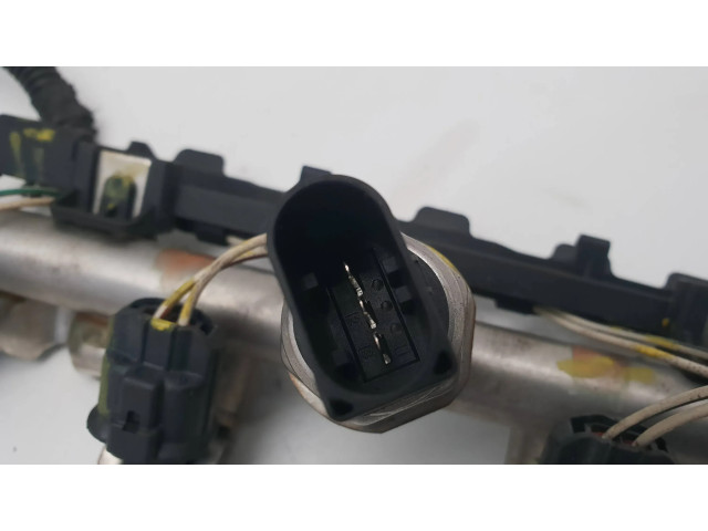 Vstřikovač 7591623, 30704   BMW 1 F20 F21  pro benzínový motor 1.6 N13B16A N13