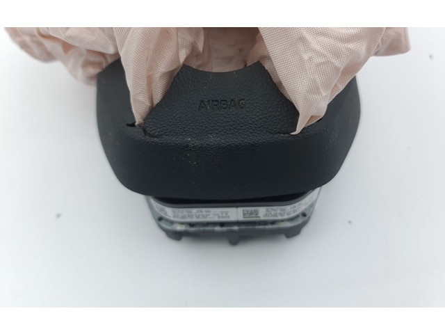 Подушка безопасности водителя 5E3880201AC   Skoda Octavia Mk4