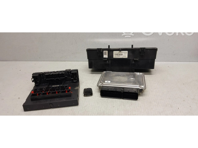 Řídící jednotka 03G906016, 0281011882 Volkswagen Caddy 2009