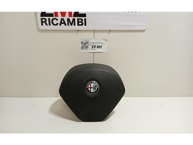 Подушка безопасности водителя 1560915200, 1560915200 Alfa Romeo Giulietta