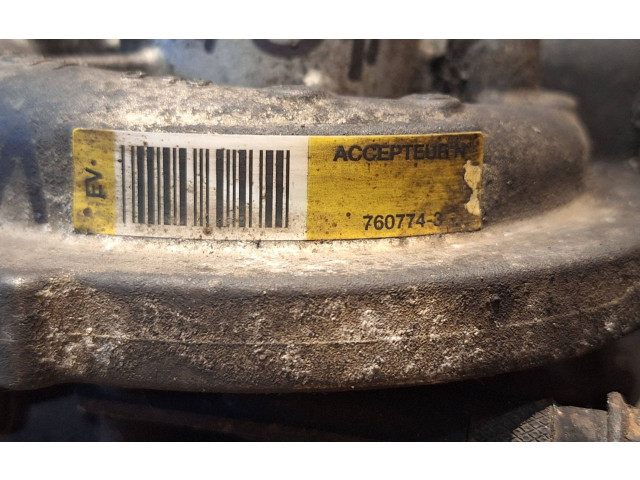  Турбина Volvo V70  7607743   для двигателя D4204T      