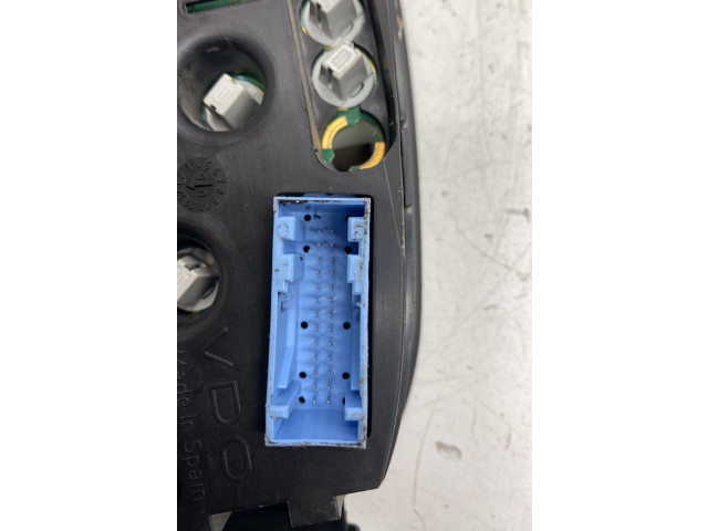 Панель приборов 00006105G4 Citroen Xsara Picasso