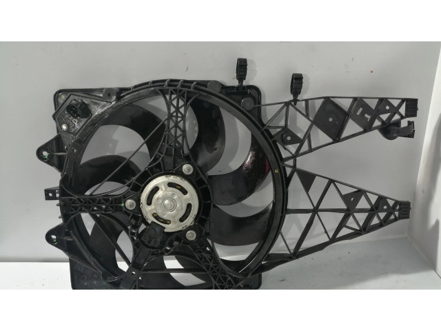 Вентилятор радиатора 51890982, M13005200 Fiat Grande Punto 1.2