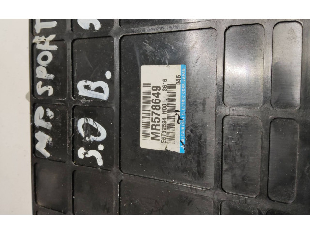 Блок управления двигателя MR578649, E6T32594 Mitsubishi Pajero Sport I