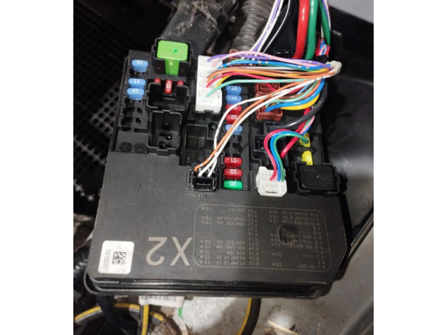 Pojistková skříňka 284B74NM3A Nssan Leaf I (ZE0) 2016