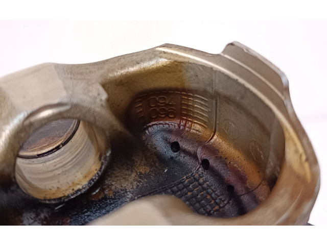 Píst Subaru Outback (BT)