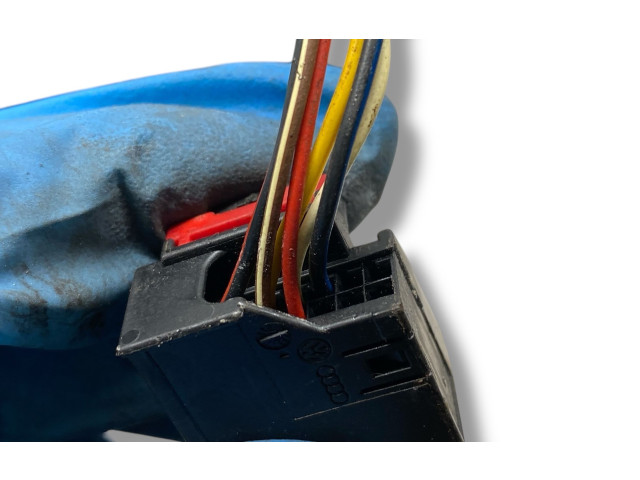 Zpětné zrcátko  Volkswagen Tiguan 2008  E1030103, E1020933  