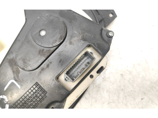 Панель приборов Dacia Logan I