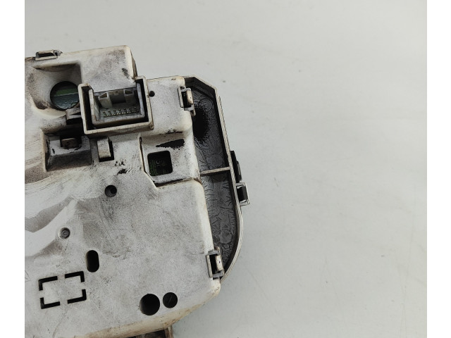 Спидометр (приборный щиток) MM0050108 Mitsubishi L200 2006 - 2014 года