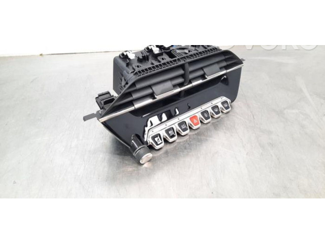 Блок управления климат-контролем 9823457080, 9823457180   Peugeot 2008 II