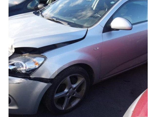 Зеркало электрическое KIA Pro Cee'd I 2008 - 2013 года