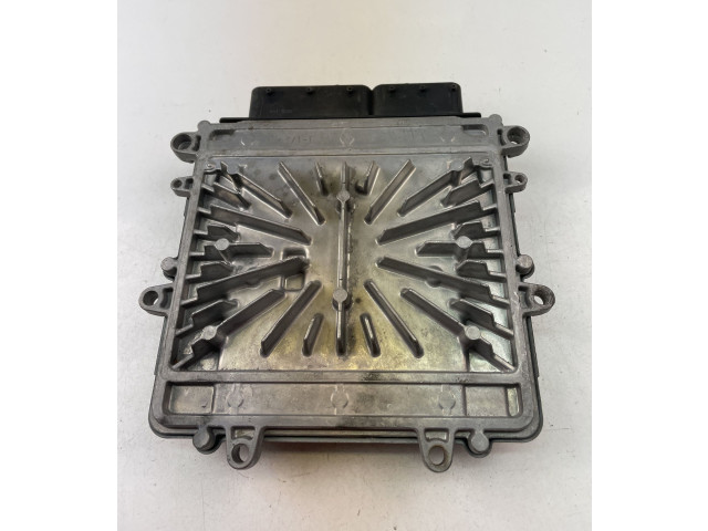 Блок управления двигателем Блок управления 30729826A, 0281012103   Volvo V70