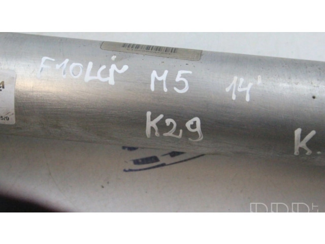 Передний амортизатор с пружиной      