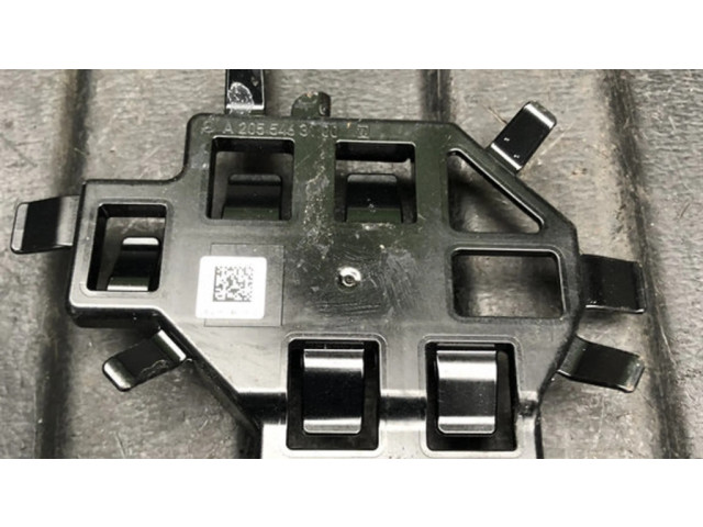 Другая деталь салона